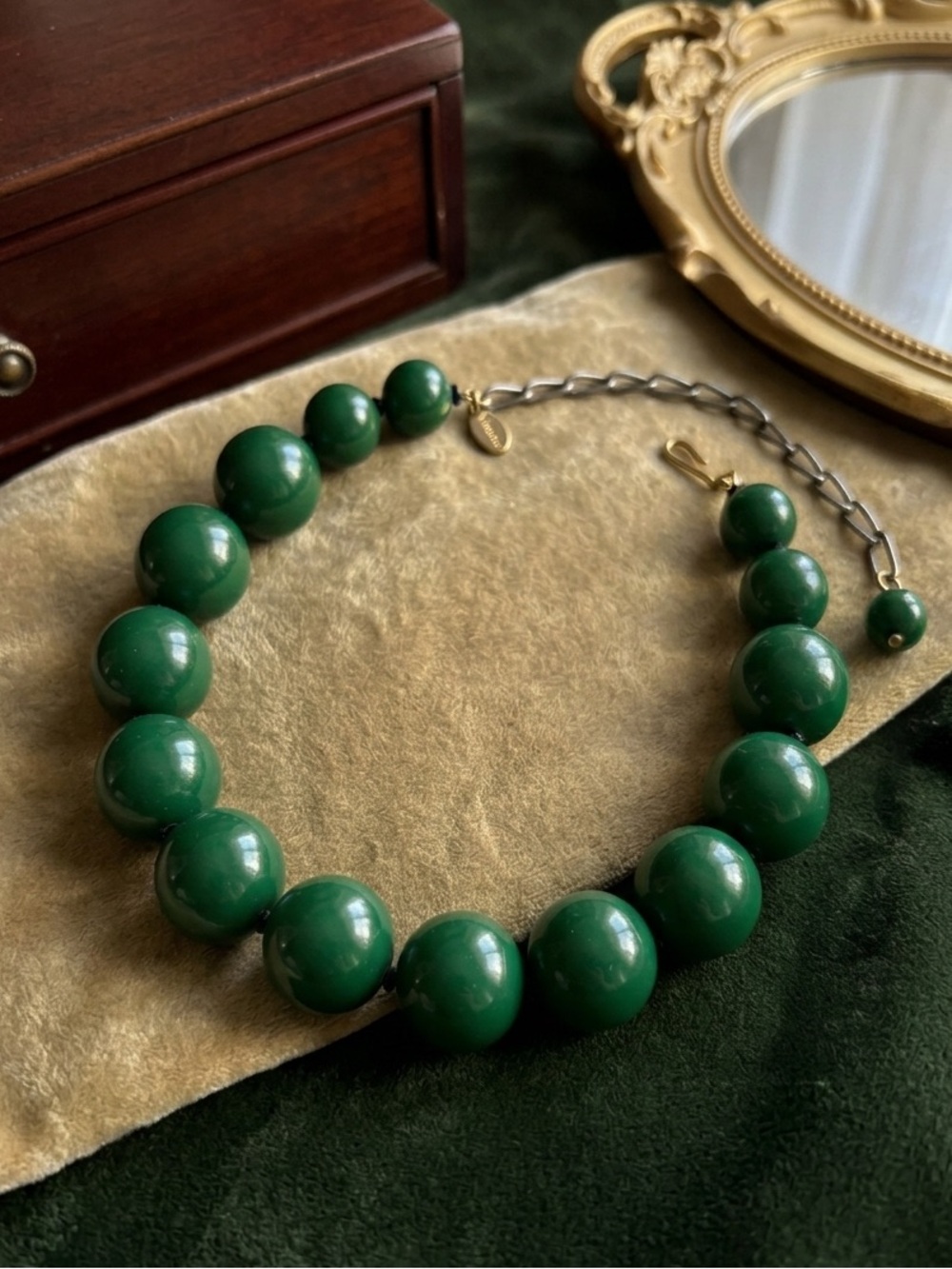 VENDOME Vintage Mid-Century Forest Green Chunky Bead Choker Necklace